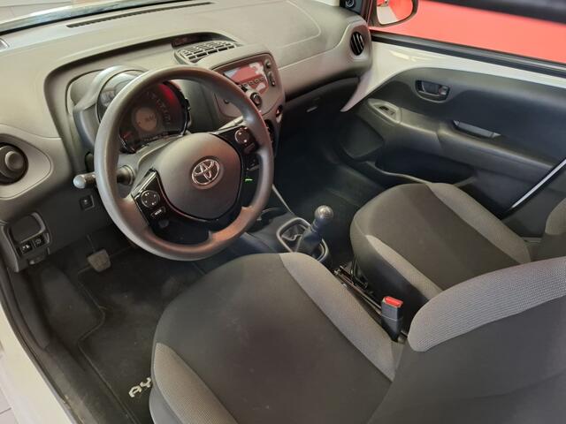 Toyota AYGO 1.0 VVT-i x-fun