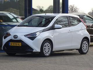 toyota-aygo-1.0-vvt-i-x-play
