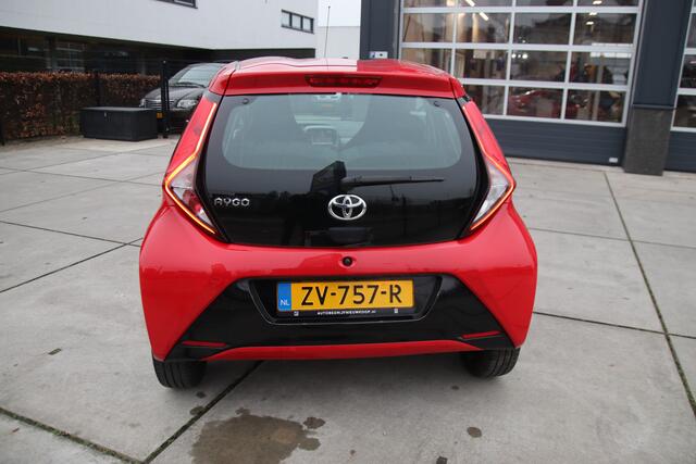 Toyota AYGO 1.0 VVT-i x-play Automaat, Carplay, NL auto, nieuwstaat! Aanbieding!