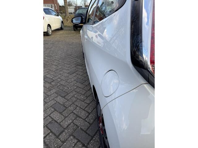 Toyota AYGO 1.0 VVT-i x-play