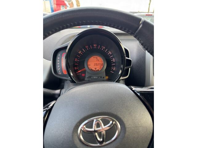 Toyota AYGO 1.0 VVT-i x-play