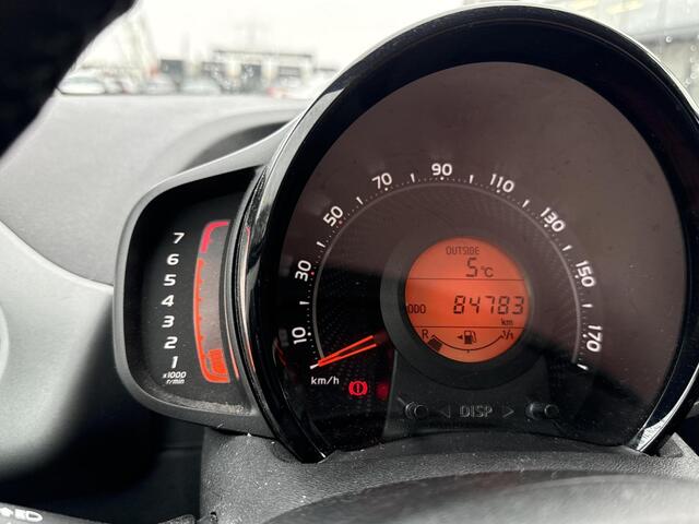 Toyota AYGO 1.0 VVT-i x-joy **CLIMATE CONTROL/ APPLE CARPLAY/ 36 MAANDEN GARANTIE**