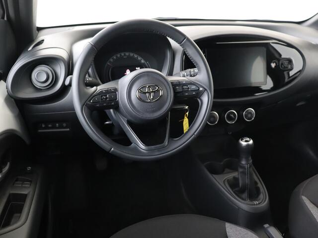 Toyota AYGO X 1.0 VVT-i MT Play I Apple Carplay/Android Auto I Airco I 5 Deurs I Zuinig I USB I 1e Eigenaar I