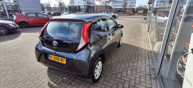Toyota AYGO 1.0 VVT-i x-fun NLauto | dealeronderhouden