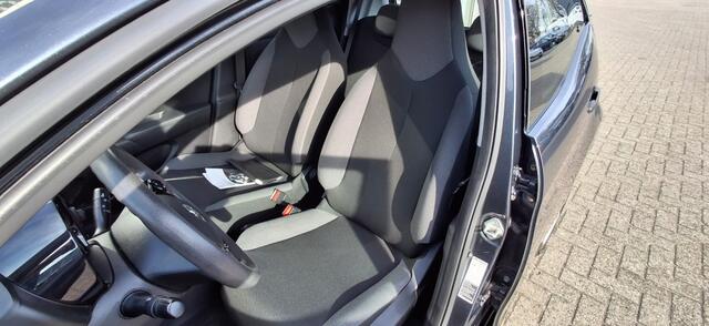 Toyota AYGO 1.0 VVT-i x-fun NLauto | dealeronderhouden