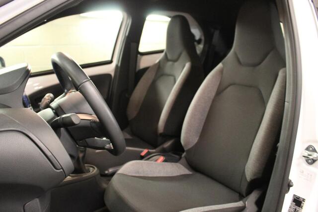 Toyota AYGO X 1.0 VVT-i MT Play Draadloos Apple