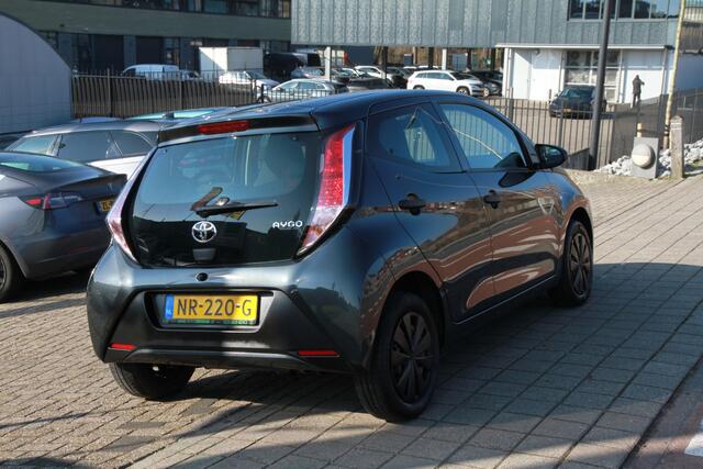 Toyota AYGO 1.0 VVT-i x-fun