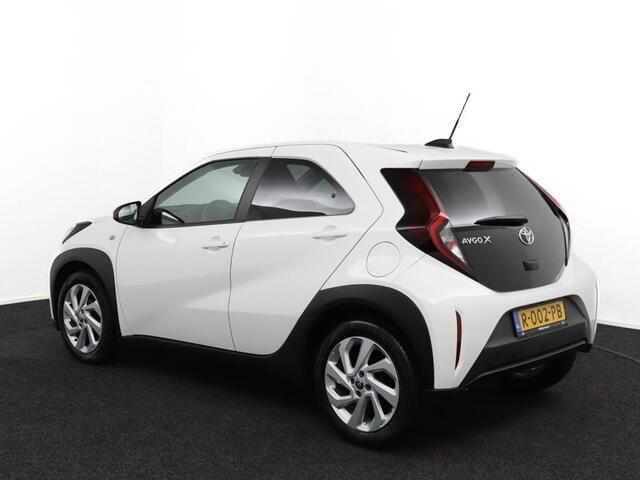 Toyota AYGO X 1.0 VVT-i MT first | Lichtmetalen Velgen | Privacy Glas | Climate Control |
