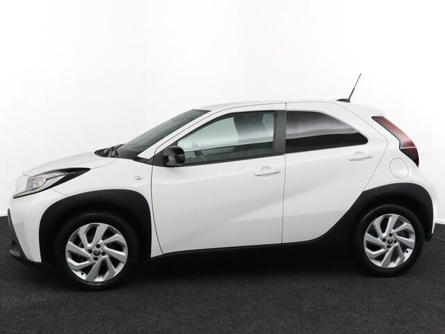 Toyota AYGO X 1.0 VVT-i MT first | Lichtmetalen Velgen | Privacy Glas | Climate Control |