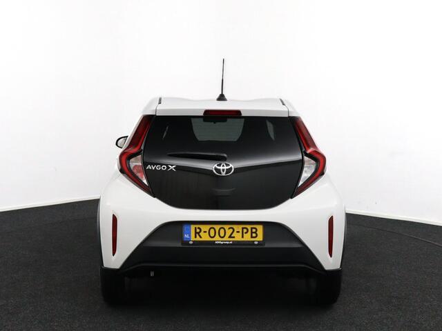 Toyota AYGO X 1.0 VVT-i MT first | Lichtmetalen Velgen | Privacy Glas | Climate Control |