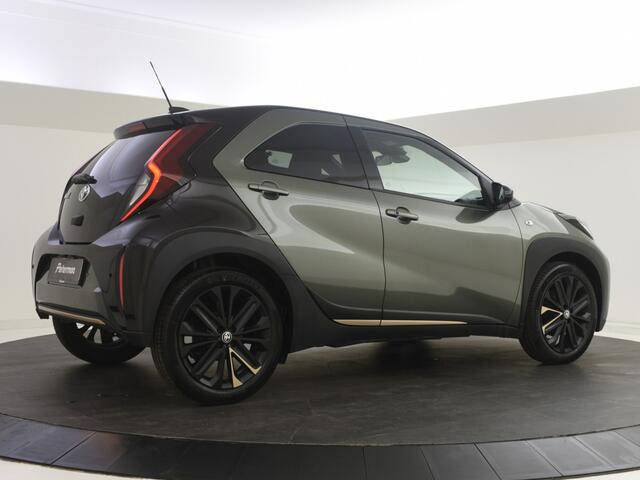 Toyota AYGO 1.0 VVT-i MT Premium Design | Parkeersensoren V+A | Stoelverwarm