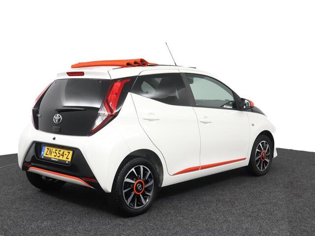 Toyota AYGO 1.0 VVT-i x-otic | Automaat | Cabriodak | Airco | Parkeercamera | Lichtmetalen-Velgen |