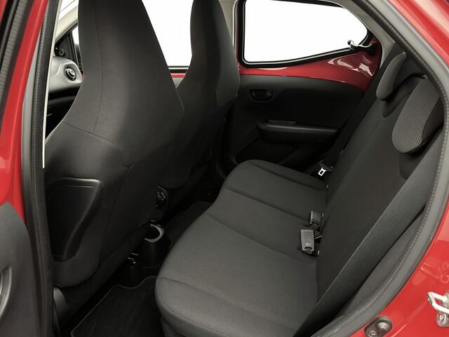 Toyota AYGO 1.0 VVT-i x-fun | 1e Eigenaar | Airco | Bluetooth | BTW'er |