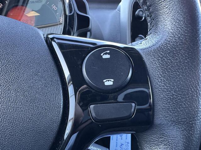 Toyota AYGO 1.0 VVT-i x-play limited