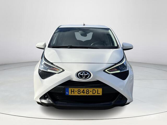 Toyota AYGO 1.0 VVT-i x-play limited | Carplay | Parkeercamera | Airconditioning | Elektrische buitenspiegels |