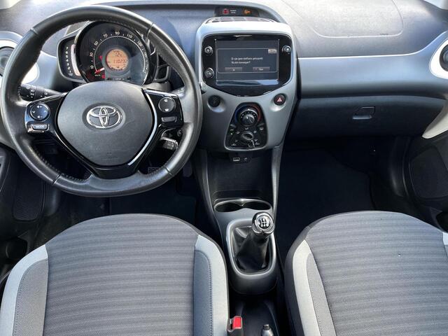 Toyota AYGO 1.0 VVT-i x-play limited | Carplay | Parkeercamera | Airconditioning | Elektrische buitenspiegels |