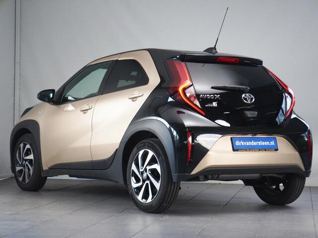 Toyota AYGO X 1.0 VVT-i S-CVT Pulse | Achteruitrijcamera | Apple CarPlay | Android Auto | Carkit | Voorstoelen Verwarmd | Airco | Dab |