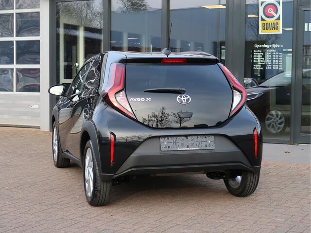 Toyota AYGO X 1.0 VVT-i MT Pulse | stoelverw | camera | climate control |