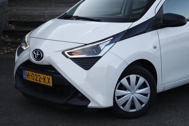 Toyota AYGO 1.0 VVT-i x-fun