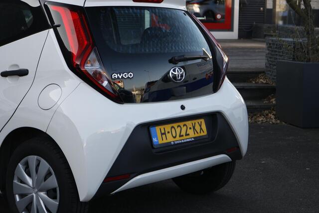 Toyota AYGO 1.0 VVT-i x-fun