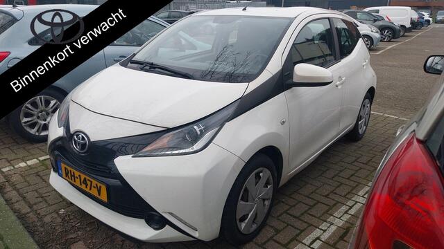 Toyota AYGO 1.0 VVT-i X-Fun | Airco | Bluetooth | Elektrische ramen |