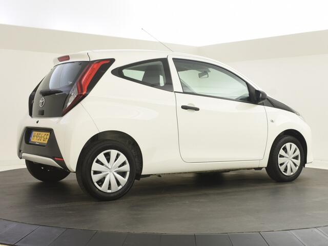 Toyota AYGO 1.0 VVT-i x-fun