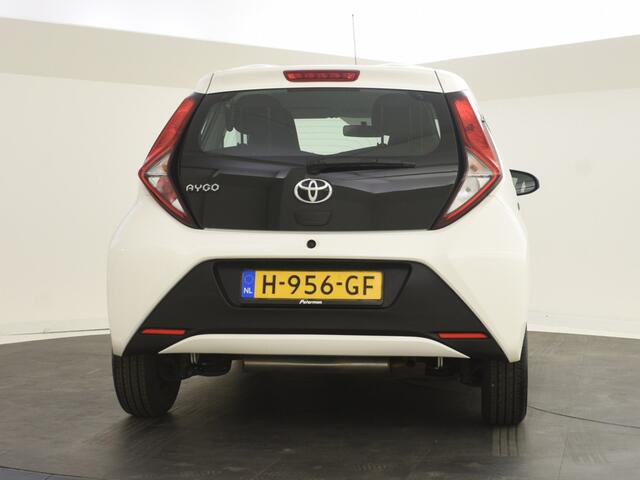 Toyota AYGO 1.0 VVT-i x-fun