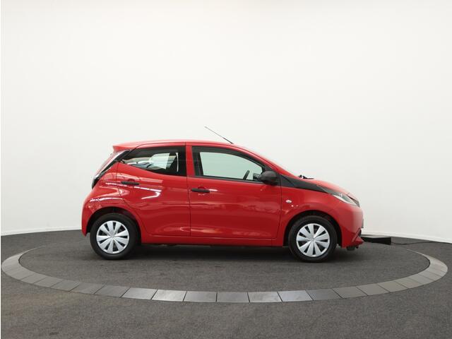 Toyota AYGO 1.0 VVT-i x-fun | Airco | Radio mp3 | El. Ramen |
