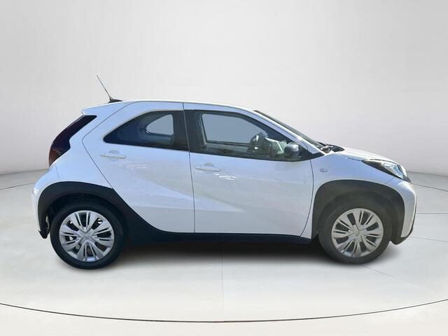 Toyota AYGO X 1.0 VVT-i MT Play