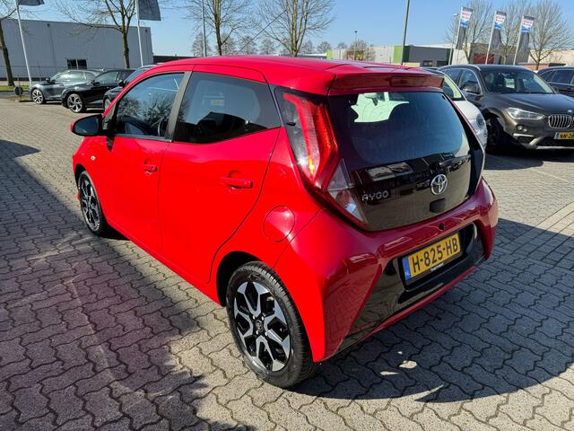Toyota AYGO 1.0 VVT-i x-joy airco, camera, multi stuur