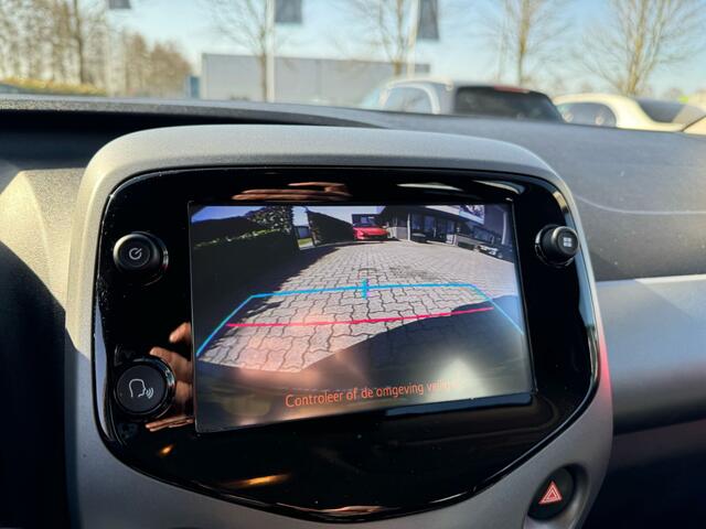 Toyota AYGO 1.0 VVT-i x-joy airco, camera, multi stuur