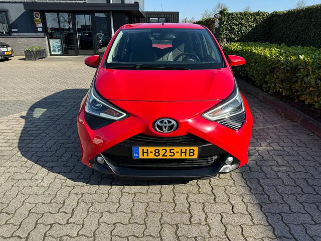 Toyota AYGO 1.0 VVT-i x-joy airco, camera, multi stuur