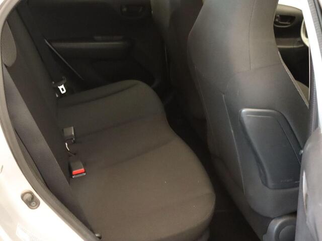 Toyota AYGO 1.0 VVT-i x-now - ORIGINEEL NEDERLANDSE AUTO - VOLLEDIG HOMMEL ONDERHOUD! - AIRCO - RADIO - LED DAGVERLICHTING