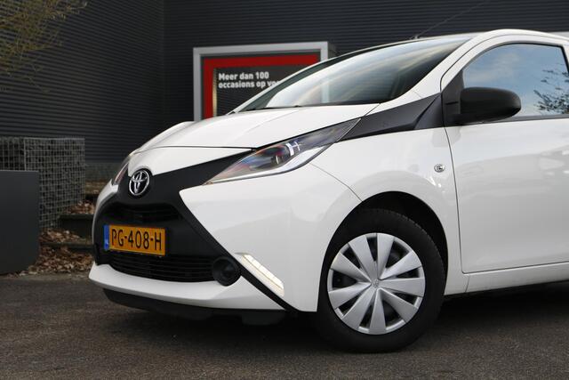 Toyota AYGO 1.0 VVT-i x-fun