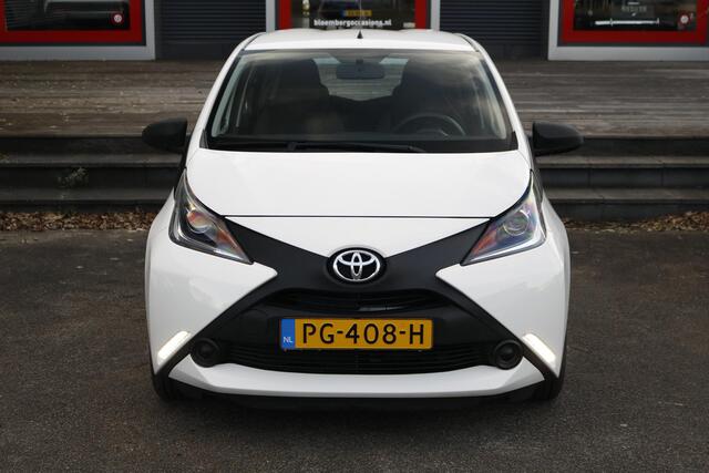 Toyota AYGO 1.0 VVT-i x-fun