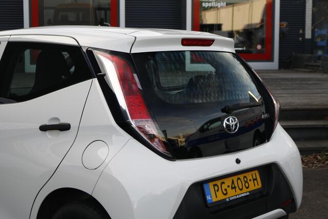 Toyota AYGO 1.0 VVT-i x-fun
