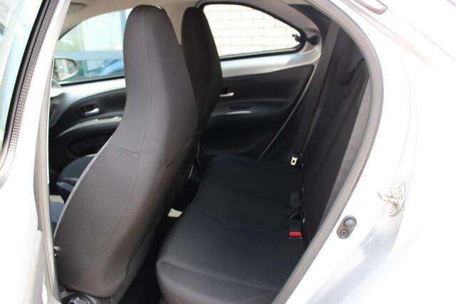 Toyota AYGO X 1.0 VVT-i MT