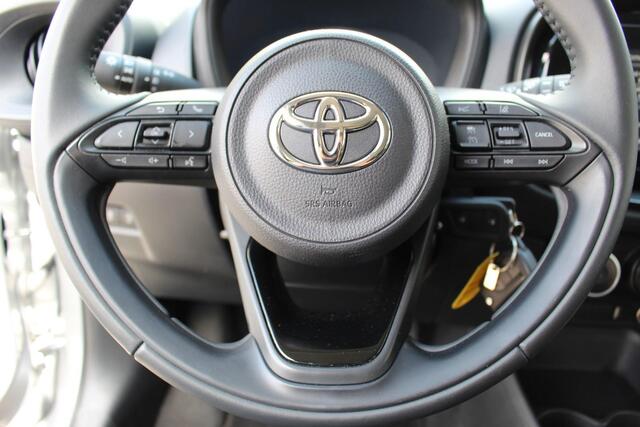 Toyota AYGO X 1.0 VVT-i MT