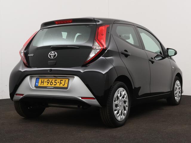 Toyota AYGO 1.0 VVT-i x-play | Camera | Airco |
