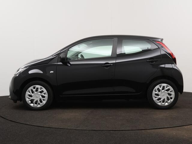 Toyota AYGO 1.0 VVT-i x-play | Camera | Airco |