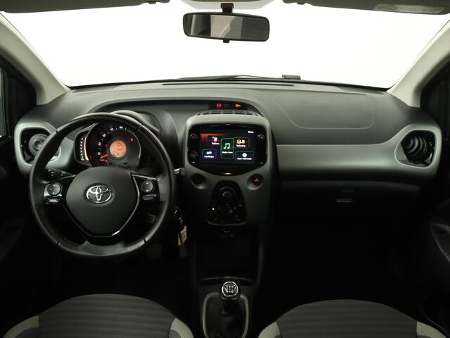 Toyota AYGO 1.0 VVT-i x-play | Camera | Airco |