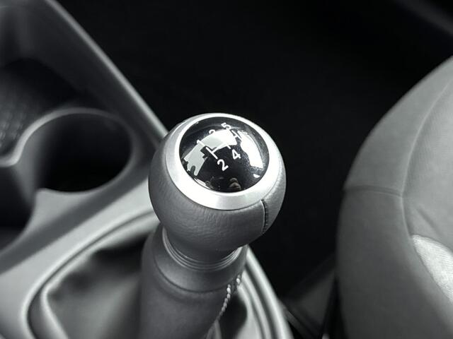 Toyota AYGO X 1.0 VVT-i MT Play | Nu met ¤ 1.000,- inruilpremie! | Direct uit voorraad leverbaar |