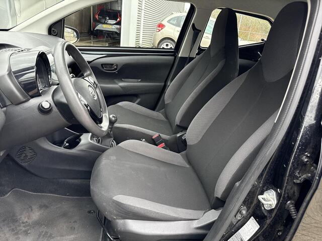 Toyota AYGO 1.0 VVT-i x-fun **AIRCO/ BEGRENZER/ 36 MAANDEN GARANTIE**