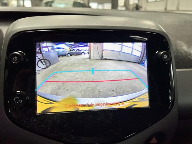 Toyota AYGO 1.0 VVT-i x-play ltd Apple Carplay Camera Navigatie Airco