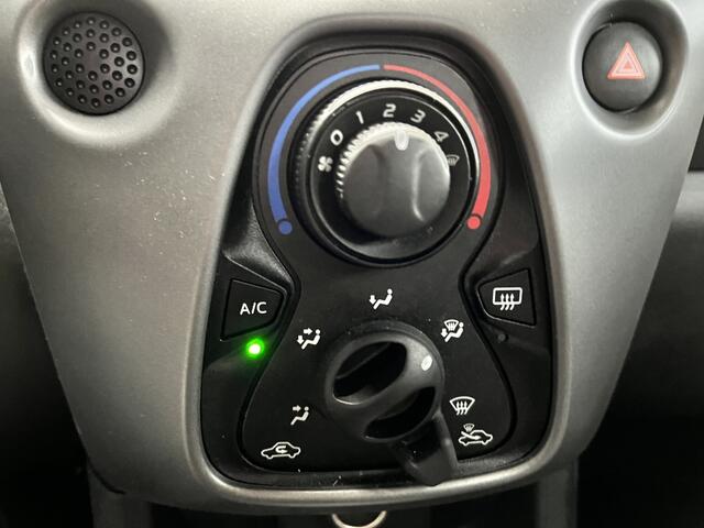 Toyota AYGO 1.0 VVT-i x-play ltd Apple Carplay Camera Navigatie Airco