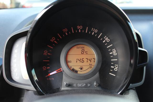 Toyota AYGO 1.0 VVT-i X-cite Bi-tone | Rijklaar | Airco | Camera | El.pakket | Dealer onderhouden