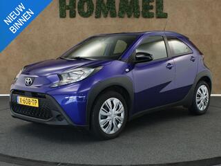 toyota-aygo-x-1.0-vvt-i-s-cvt-play-