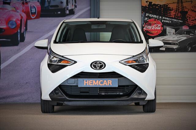Toyota AYGO 1.0 VVT-i x-play limited