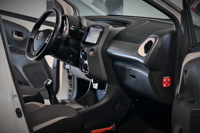 Toyota AYGO 1.0 VVT-i x-play limited