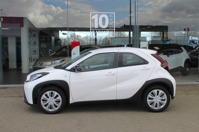 Toyota AYGO 1.0 VVT-i MT play | Android Auto/Apple Carplay | Adaptive Cruise